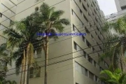 Apartamento MOBILIADO 68m², 02 dormitórios, 01 banheiro e 01 vaga de garagem.  Condomínio com portaria e segurança.  Excelente localização