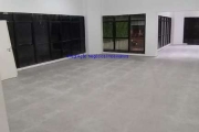 Loja 215m², 01 copa, 02 banheiros e 09 vagas na garagem.  Excelente localização entre as Ruas Cardeal Arcoverde, Cunha Gago e Teodoro Sampaio