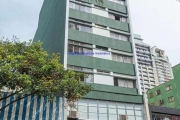 Apartamento 75m², 02 dormitórios, 02 banheiros e 01 vaga de garagem.  Condomínio com Portaria e Segurança.  Localização privilegiada