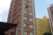 Apartamento Studio 34m², 01 dormitório, 01 banheiro e 01 vaga de garagem.  Condomínio com portaria e segurança .  Excelente localização