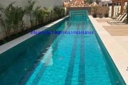 Apartamento 141m², 02 dormitórios (sendo 01 suíte), 02 banheiros e 01 vaga de garagem.  Condomínio com segurança, portaria, piscina, academia