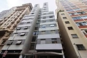 Apartamento 80m², 02 dormitórios e 02 banheiros.  Condomínio com segurança e portaria.  Excelente localização, entre as Ruas Avanhandava, Araquã