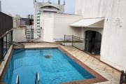 Apartamento Cobertura Duplex 669m², 04 dormitórios (sendo 02 suítes), 05 banheiros, 05 vagas de garagem e piscina privativa.