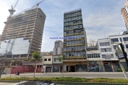 Conjunto Comercial 334m², 03 banheiros e 06 vagas de garagem.  Condomínio com portaria, segurança e recepção.  Excelente localização