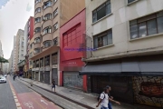 Prédio Comercial 300m² e 02 banheiros.  Excelente localização á 2 minutos andando para a estação do metrô Anhangabaú; Entre as Ruas Nova Barão