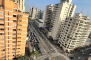 Apartamento Studio 34m², 01 dormitório, 01 banheiro e 01 vaga na garagem.  Condomínio com Segurança e Portaria.  Excelente localização