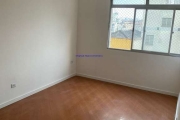 Apartamento 64m², 02 dormitórios e 01 banheiro.  Condomínio com Segurança e Portaria.  Excelente localização entre as Alamedas Ribeiro da Silva