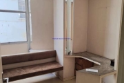 Conjunto Comercial 35m², 01 sala, 01 e 01 banheiro.  Condomínio com Portaria e Segurança.  Excelente localização, á 4 minutos andando para a Estação