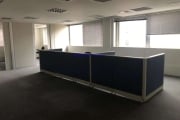 Conjunto Comercial 90m² e 02 banheiros.  Condomínio com Recepção e Segurança. Excelente localização, á 4 minutos andando para a Estação do Metrô