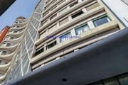 Apartamento 114m², 02 dormitórios (sendo 01 suíte) e 02 banheiros.  Condomínio com portaria, segurança 24hrs.  Excelente localização