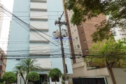 Apartamento 76m²,  02 dormitórios, 01 banheiro e 01 vaga na garagem.  Condomínio com portaria, segurança 24hrs.  Excelente localização