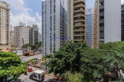 Apartamento 184m², 03 dormitórios (sendo 01 suíte), 02 banheiros e 01 vaga na garagem.  Condomínio com portaria, segurança 24hrs.