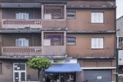 Apartamento 80m², 01 dormitório e 01 banheiro.   Condomínio com portaria e segurança 24hrs.  Excelente localização.