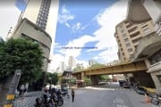 Conjunto Comercial 34m², 01 banheiro.  Condomínio com recepção e segurança 24hrs.  Excelente localização á 3 minutos andando para a estação do metrô