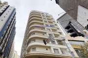 Apartamento Studio 38m², 01 doritório e 01 banheiro.  Condomínio com portaria 24hrs.  Excelente localização á 6 minutos andando para a estação