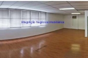 Conjunto Comercial  120m², 02 banheiros   Condomínio com recepção e segurança 24hrs.  Excelente localização entre as Avenidas Marquês de São Vicente.