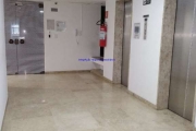 Laje Comercial 672m², 14 banheiros e 14 vagas na garagem.   Condomínio com recepção e segurança 24hrs.  Excelente localização.