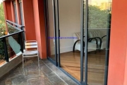 Apartamento 212m², 04 dormitórios (sendo 02 suítes), 03 banheiros e 04 vagas na garagem.   Condomínio com portaria, segurança 24hrs, piscina,