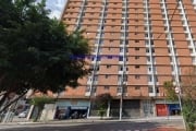 Apartamento Cobertura 127m², 01 dormitório e 01 banheiro.  Condomínio com portaria.   Excelente localização á 8 minutos andando para a estação