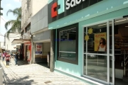 Conjunto Comercial 43m², 02 salas , 01 banheiro e 01 vaga na garagem.   Condomínio com recepção.  Excelente localização