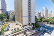 Apartamento 115m², 03 dormitórios, 03 banheiros e 01 vaga na garagem.  Condomínio com portaria, segurança 24hrs.  Excelente localização.