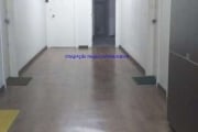 Conjunto Comercial 57m², 02 salas, 02 banheiros e 01 vaga na garagem.  Condomínio com recepção e segurança 24hrs.  Excelente localização