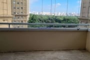 Apartamento 263m², 03 dormitórios (sendo suítes), 04 banheiros e 04 vagas na garagem.  Condomínio com portaria, segurança 24hrs piscina adulto