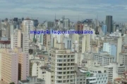 Apartamento 76.89m², 01 dormitório, 01 banheiro e 01 vaga na garagem.  Condomínio com portaria e segurança 24hrs.  Excelente localização.