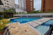 Apartamento 260m², 03 dormitórios (sendo suítes), 04 banheiros e 03 vagas na garagem.  Condomínio com portaria, segurança 24hrs, piscina, piscina infa