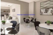 Apartamento Studio 27m², 01 dormitório e 01 banheiro.  Condomínio com portaria, segurança 24hrs, piscina, salão de festa, churrasqueira, jardim,