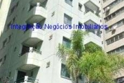 Apartamento MOBILIADO 34m², 01 dormitório, 01 banheiro e 01 vaga na garagem.  Condomínio com portaria, segurança 24hrs, piscina, salão de festa,