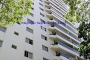 Apartamento MOBILIADO 65m², 02 dormitórios (sendo 01 suíte), 02 banheiros e 01 vaga na garagem.  Condomínio com portaria, segurança 24hrs, piscina,