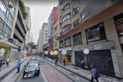 Conjunto Comercial 166m², 02 banheiros.  Condomínio com recepção e segurança 24hrs.  Excelente localização.