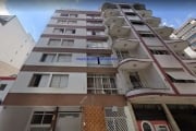 Apartamento 90m², 02 dormitórios, 01 banheiro e 01 vaga na garagem.  Condomínio com portaria 24hrs.  Excelente localização entre as Ruas Jaguaribe, Fr