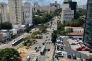 Conjunto Comercial 100m², 02 banheiros.  Condomínio com segurança 24hrs.  Excelente localização entre as Avenidas Brigadeiro Faria Lima, Nove de Julho