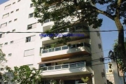 Apartamento 362m², 04 dormitórios (sendo suítes), 05 banheiros e 04 vagas na garagem.  Condomínio com portaria, segurança 24hrs, piscina.