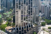 Conjunto Comercial 1.344m², 04 banheiros e 36 vagas de garagem.   Condomínio com Recepção, Segurança 24hrs, Lobby e Ar Condicionado.