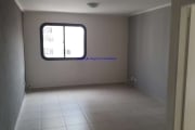 Apartamento 50m², 01 dormitório e 01 banheiro.   Condomínio com portaria e segurança 24h.  Excelente localização, próximo a rua Augusta, Paim