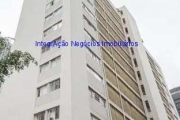 Apartamento 67m², 02 dormitórios, 01 banheiro e 01 vaga de garagem.  Condomínio com portaria e segurança.   Excelente localização