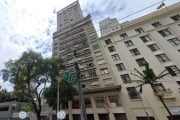 Apartamento 57m², 01 dormitório e  01 banheiro.  Condomínio com Segurança e Portaria.  Excelente localização, á 3 minutos andando para a Estação