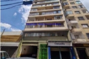 Apartamento 35m², 01 dormitório e 01 banheiro.  Condomínio com portaria  e segurança.  Excelente localização á 8 minutos andando para a estação