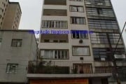 Apartamento 44m², 01 dormitório e 01 banheiro.  Condomínio com portaria e segurança.  Excelente localização