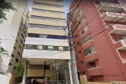 Conjunto Comercial 65m², 01 banheiro e 02 vagas na garagem.  Condomínio com recepção.  Excelente localização entre as Alamedas Sarutaiá