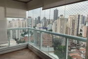 Apartamento 150m², 03 dormitórios (sendo suítes), 04 banheiros e 03 vagas de garagem.  Condomínio com portaria, segurança, piscina, salão de festas