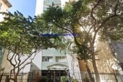 Apartamento 43m², 01 dormitório, 01 banheiro e 01 vaga de garagem.  Condomínio com portaria e segurança.  Excelente localização