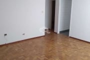 Apartamento em Água Fria