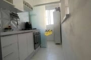 Apartamento com 2 dormitórios à venda, 47 m² por R$ 270.000