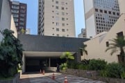 Apartamento com 1 quarto  para alugar, 46.00 m2 por R$2200.00  - Centro - Curitiba/PR