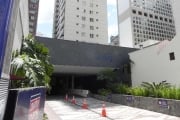 Apartamento com 2 quartos  para alugar, 43.00 m2 por R$2300.00  - Centro - Curitiba/PR