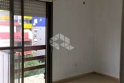 Apartamento 2 dormitórios com sacada no bairro Santana